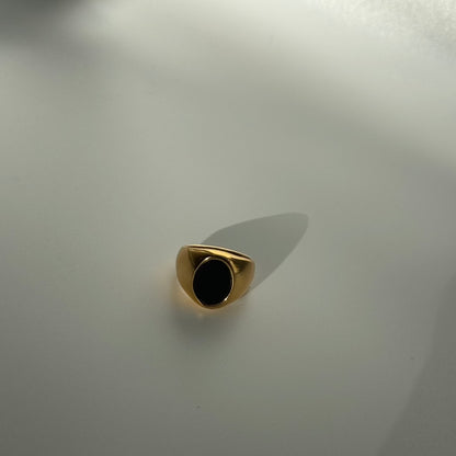 ONYX RING