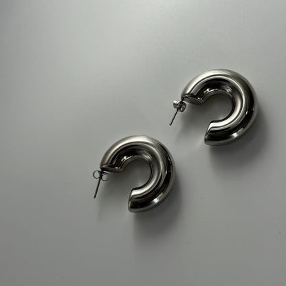 NOVA HOOP EARRINGS